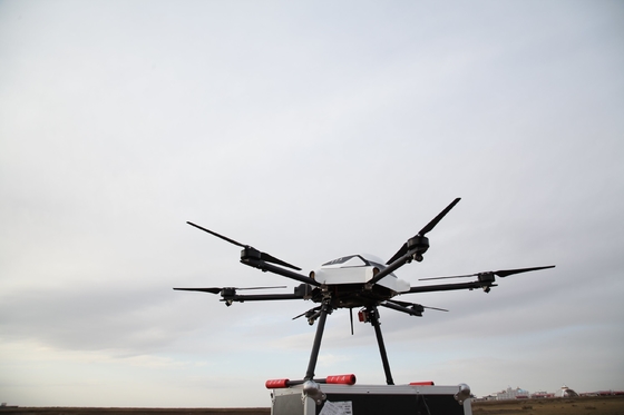 Contrôle à distance du contrôle des ravageurs Autopilot GPS Drone avec désinfectant contenu dans le liquide