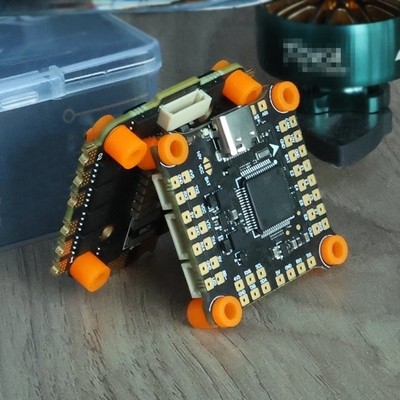 Radius de fonctionnement à distance 36X36mm ESC 50af7 V2 contrôleur de vol sur pile pour personnalisation