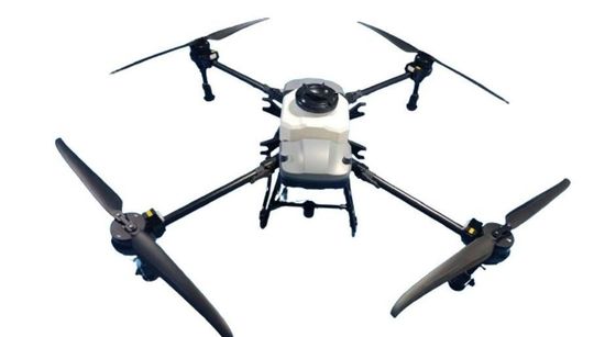 Système de pulvérisation par drone à télécommande pour l'agriculture