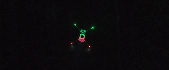 gros drone pulvérisateur à charge agricole