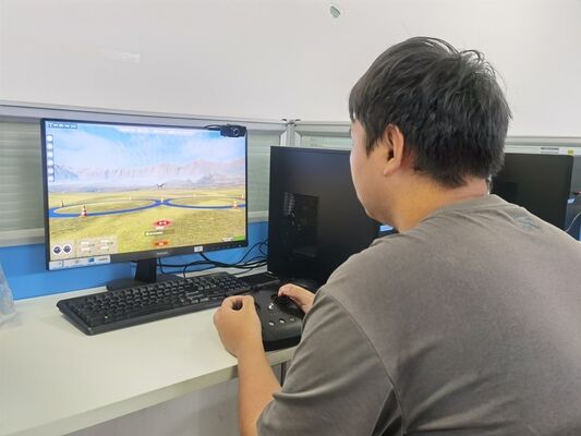 Boîte à outils de formation des drones de conception modulaire avec positionnement précis RTK et résistance au vent de niveau 7 pour le débogage des drones