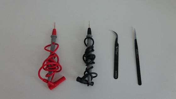 Drone agricole de haute précision 12000 W Durée de vol avec pulvérisateur UAV de forme de pulvérisation de secteur