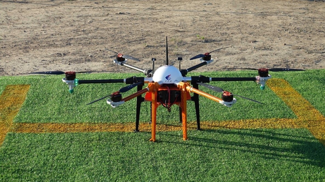 Technologie M6E-EDU Grand six axes multi-rotor d'entraînement Agriculture pulvérisateur Drone UAV