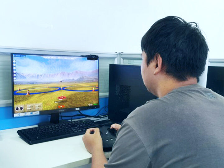 Boîte à outils de formation des drones de conception modulaire avec positionnement précis RTK et résistance au vent de niveau 7 pour le débogage des drones